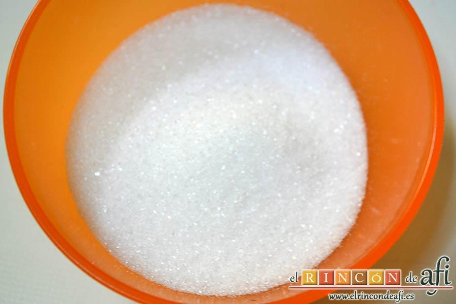 Brazo gitano con doble relleno, preparar el azúcar