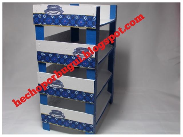 Estanteria con cajas de frutas de Hecho por Bugui