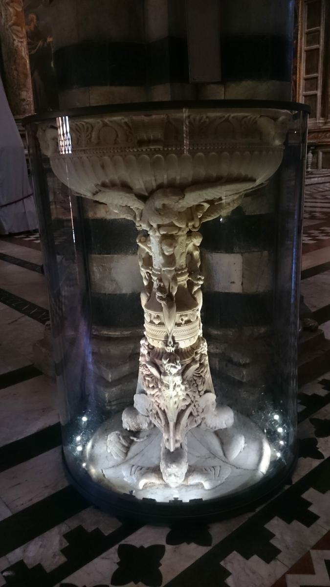 siena-pilabautismal1