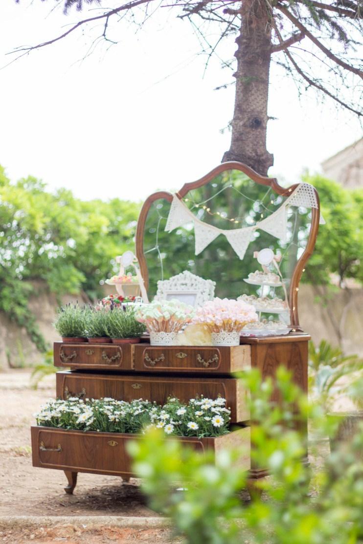 Una comunion sencilla en All Lovely Party