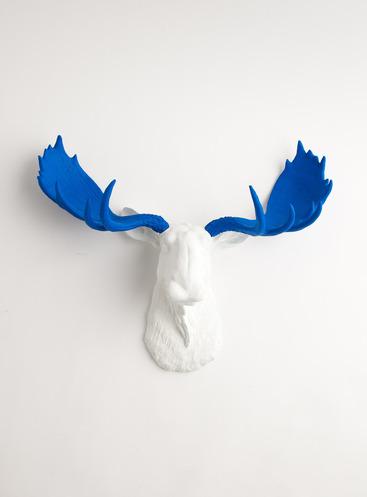 Comp. White Faux Taxidermy 4
