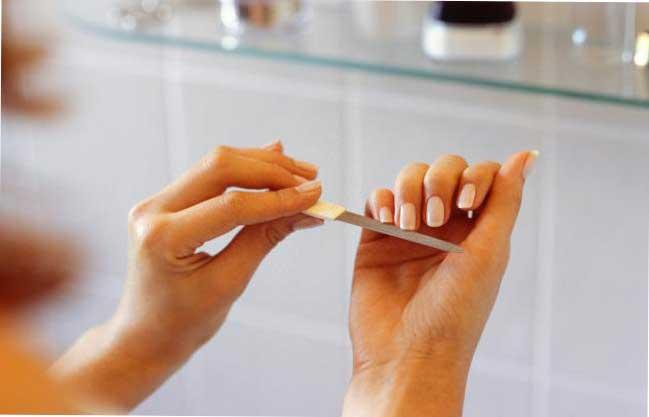 Manchas blancas en las uñas