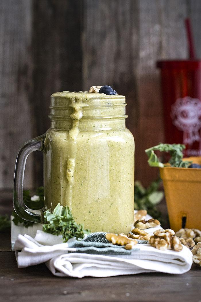smoothie verde con nueces