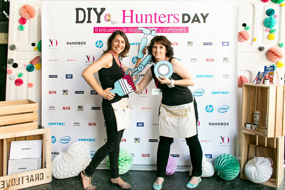 Esther y Diana, de HandBox