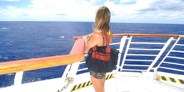 PLUM_carteras de cuero y moda_tienda online_blog Fashion Everywhere por Ana López Jiménez_www.fashioneverywhere.pe_1 (5)