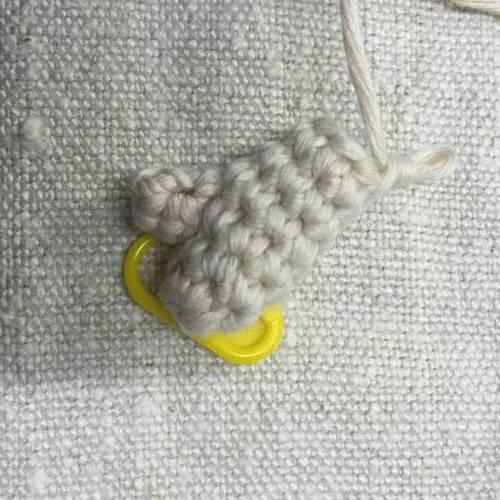 Amigurumi crochet Mano