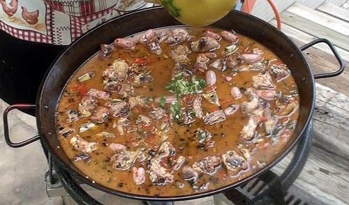 Añadiremos caldo hirviendo 