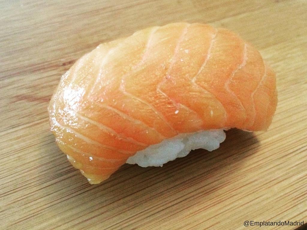 Receta de Sushi Nigiri de Salmón