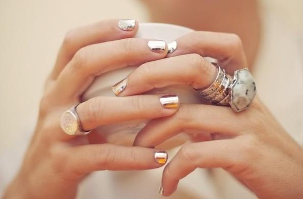 Metallic-Nails-1