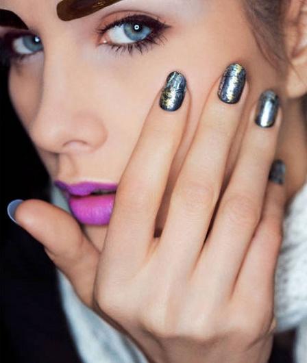 Metallic-Nails