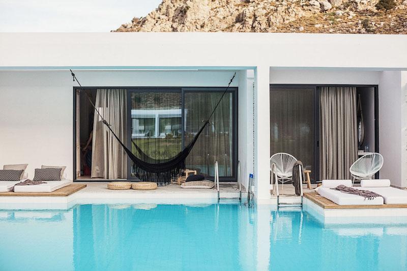 Casa-Cook-Rhodes-un-hotel-de-estilo-bohemio-vista-de-la-piscina