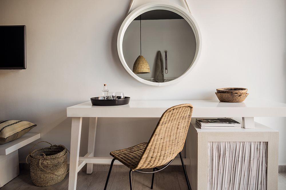 Casa-Cook-Rhodes-un-hotel-de-estilo-bohemio-detalle-muebles-complementos