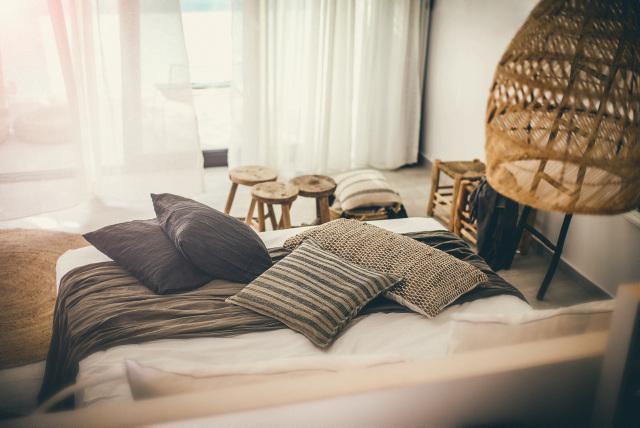 Casa-Cook-Rhodes-un-hotel-de-estilo-bohemio-mezclas-tejidos-materiales