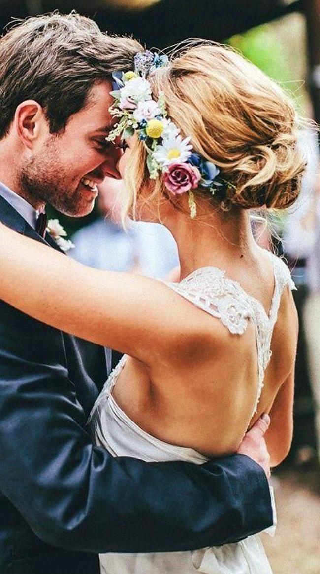 novias-corona-flores-09