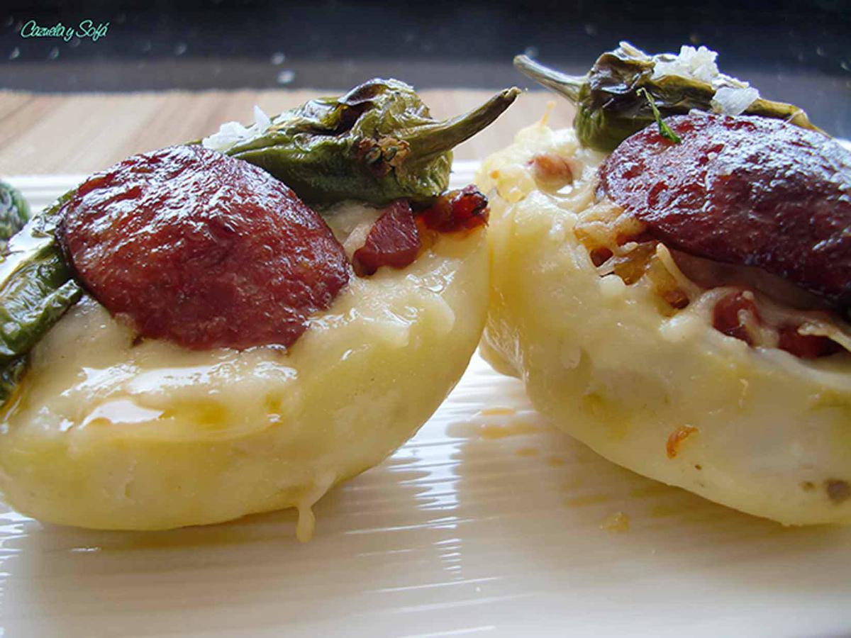 Patatas-rellenas-con-chorizo
