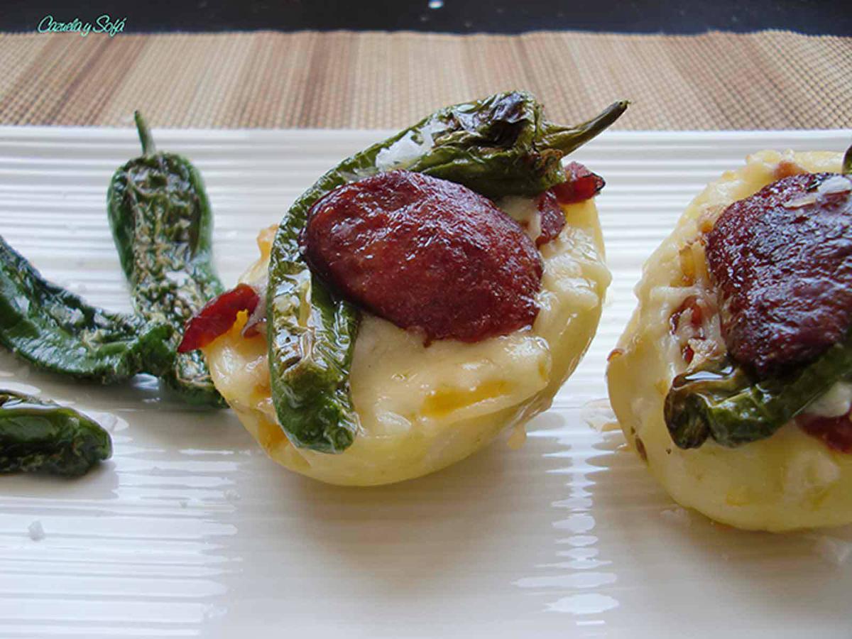 Patatas-rellenas-con-chorizo