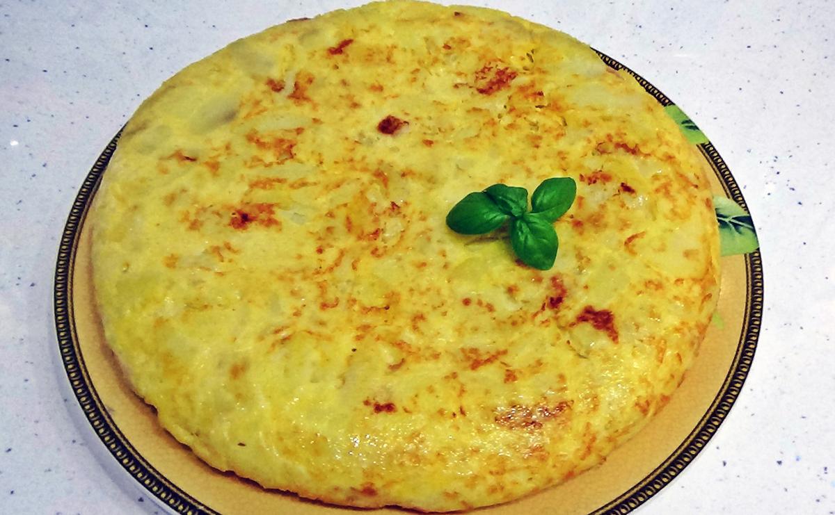 Tortilla de patatas rellena 