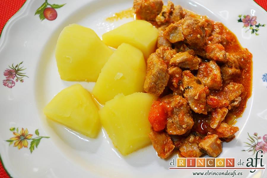 Estofado de cerdo, sugerencia de presentación