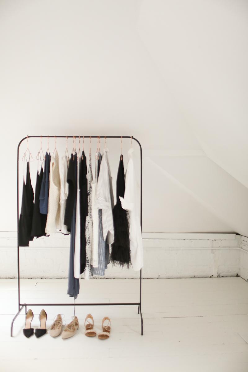 decorar-tu-primera-casa-zona-vestidor