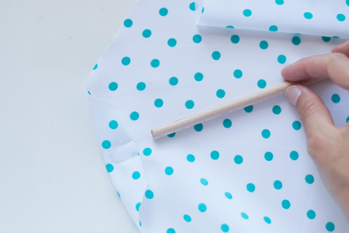 DIY cómo hacer una cometa de atrezzo. Visto en "I am a Mess Blog"