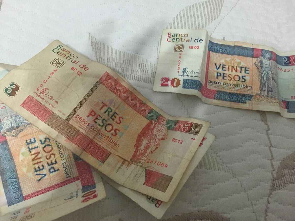 Billetes cubanos