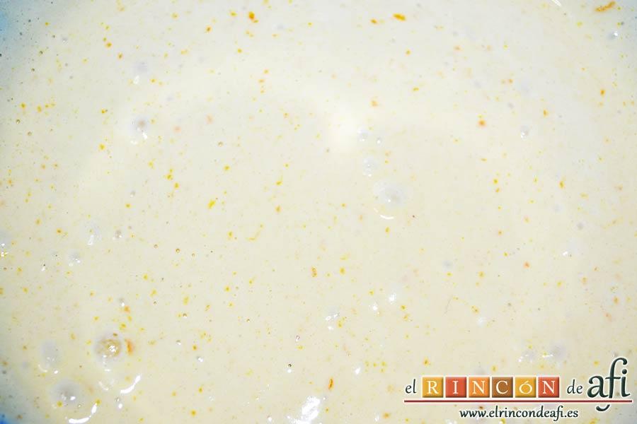 Bizcocho sin aceite ni mantequilla, batir hasta que quede todo integrado