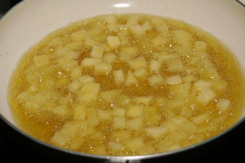 freir-las-patatas-a-daditos