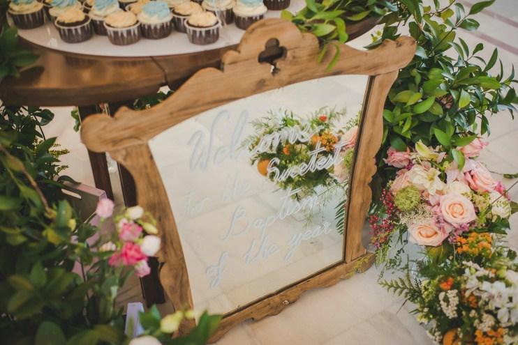 Decoracion de un bautizo dulce