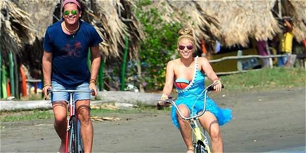 Shakira y Carlos Vives estrenan La Bicicleta