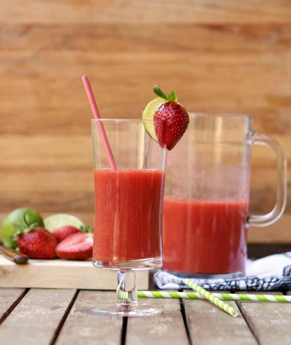 zumo de fresa, pera y lima 10