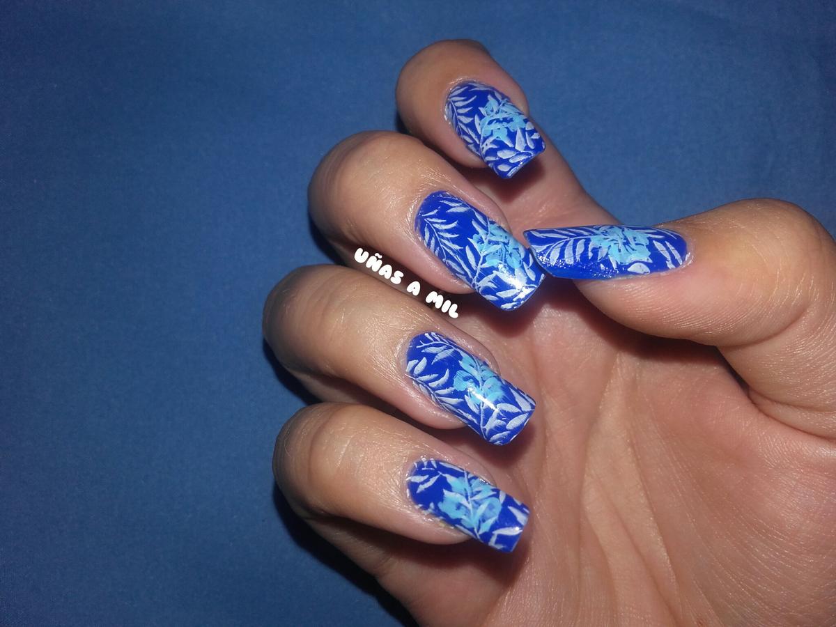 uñas_a_mil_diseño_decoración_uñas_nail_art_azul_tropical_hawaiano_estampador_transparente_clear_jelly_stamper_colaboración_born_pretty_store (4)