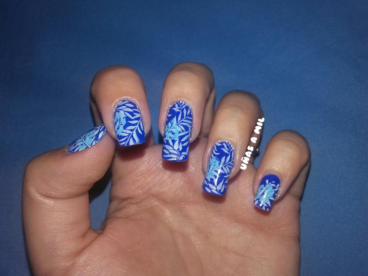 uñas_a_mil_diseño_decoración_uñas_nail_art_azul_tropical_hawaiano_estampador_transparente_clear_jelly_stamper_colaboración_born_pretty_store (6)