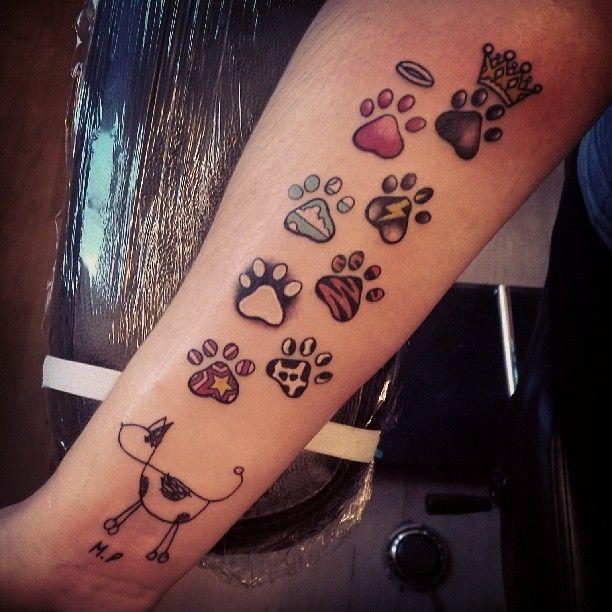 Tatuajes pequeños patas