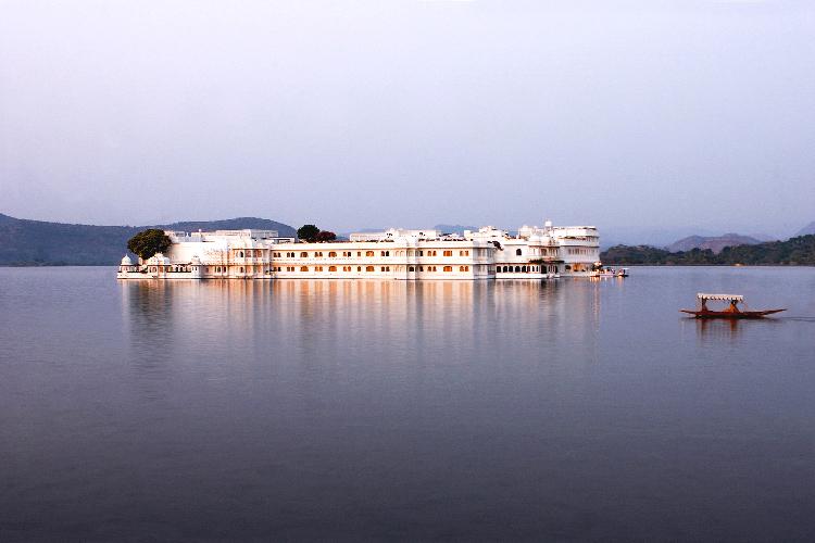 Hoteles palacio en maria orsini, taj palace udaipur