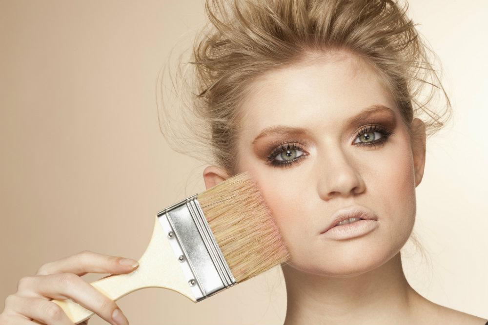 Consecuencias-del-Maquillaje-excesivo