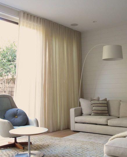 Guía-rápida-para-acertar-con-las-cortinas-textil-organza-inspiración-salón