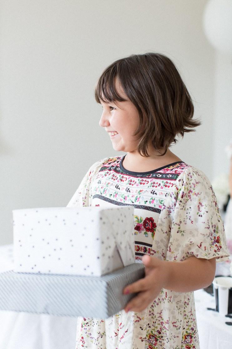 Una fiesta infantil en blanco y negro