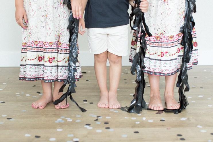 Una fiesta infantil en blanco y negro