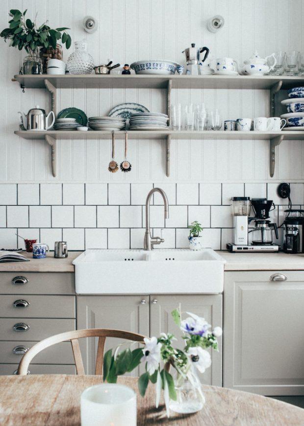 fregadero sobre mueble