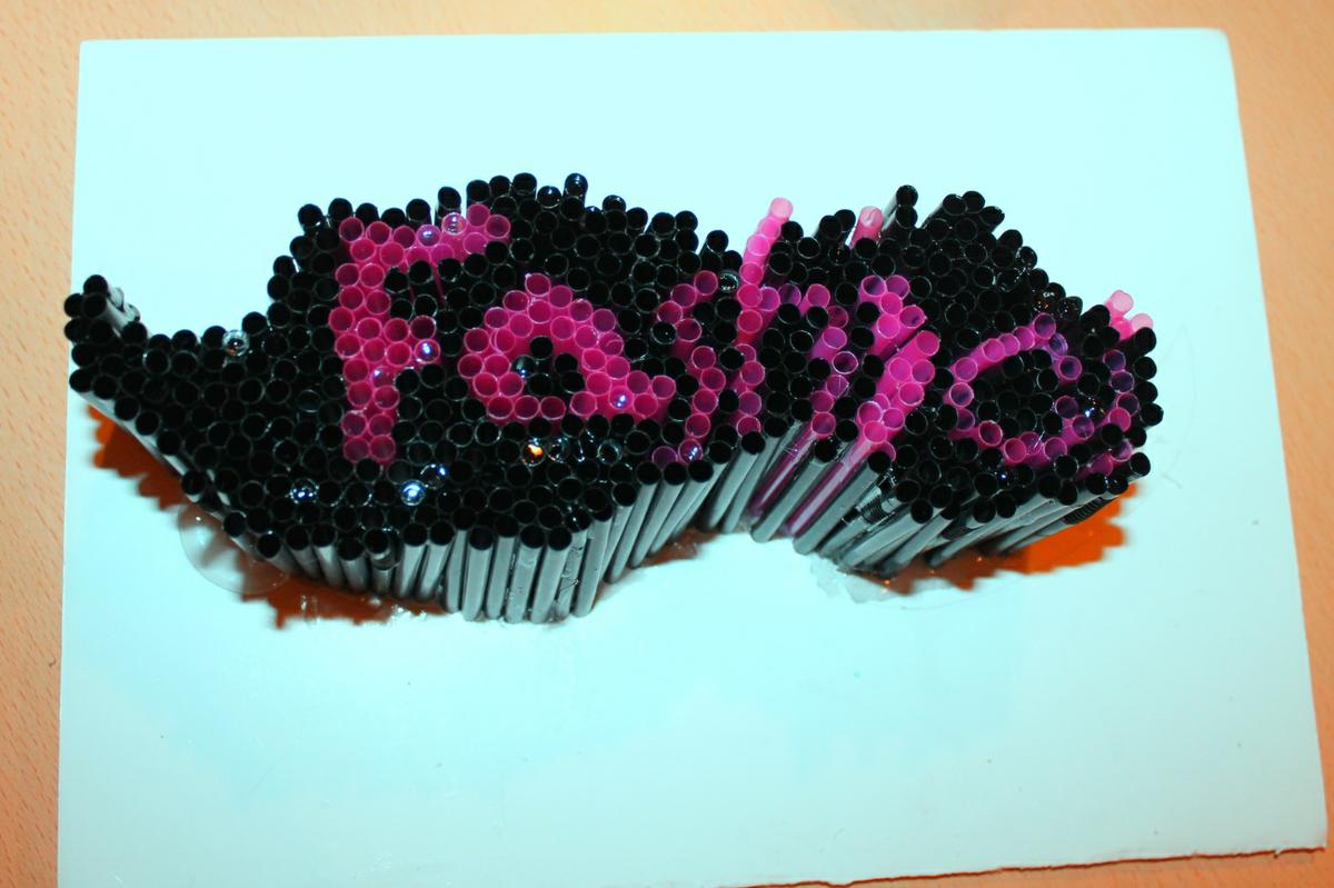 1 moustache con pajitas.jpg