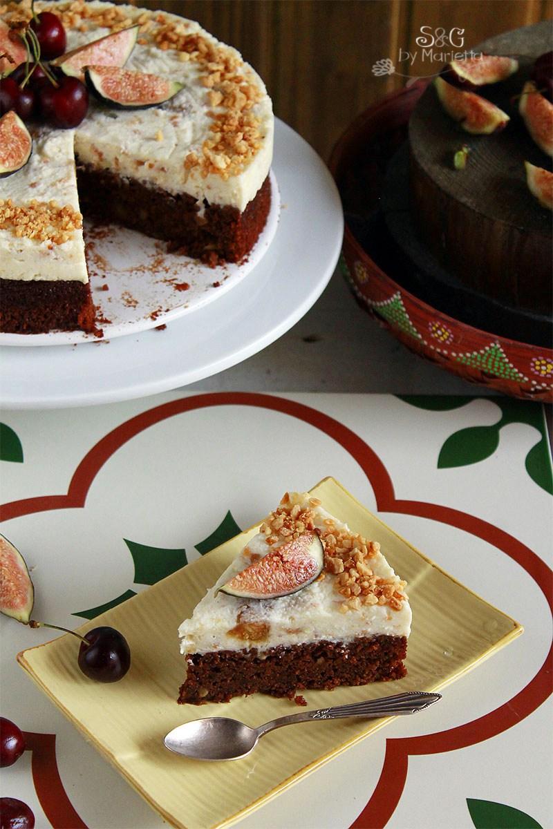 Pastel de Higos y almendras, crema chantilly, nata montada (crema de leche), bizcocho chocolate, tarta de higos y frutas, almendras, sweets and gifts, marietta, recetas de tartas, tartas de higos, higos, Marietta, repostería tradicional, repostería sana, recetas de higos, mermelada de higos