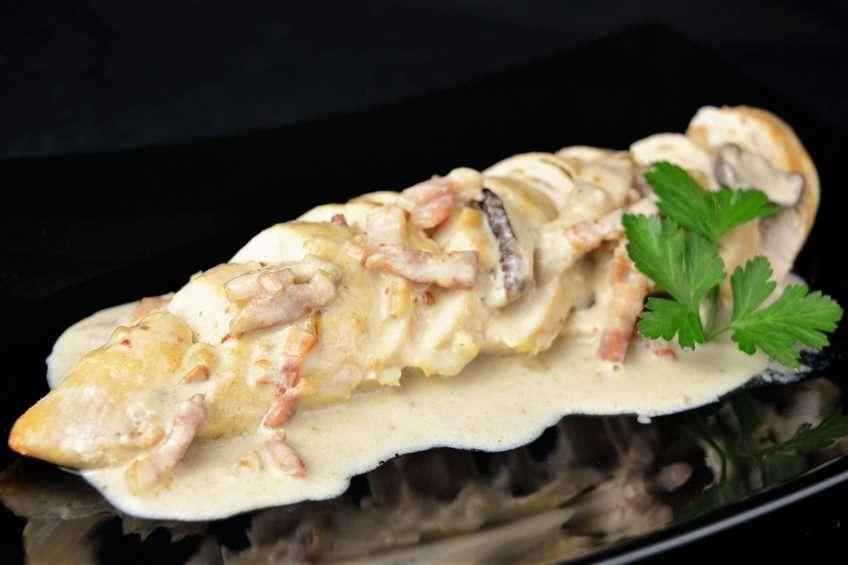 pechugas-de-pollo-con-salsa-de-nata (crema de leche).JPG