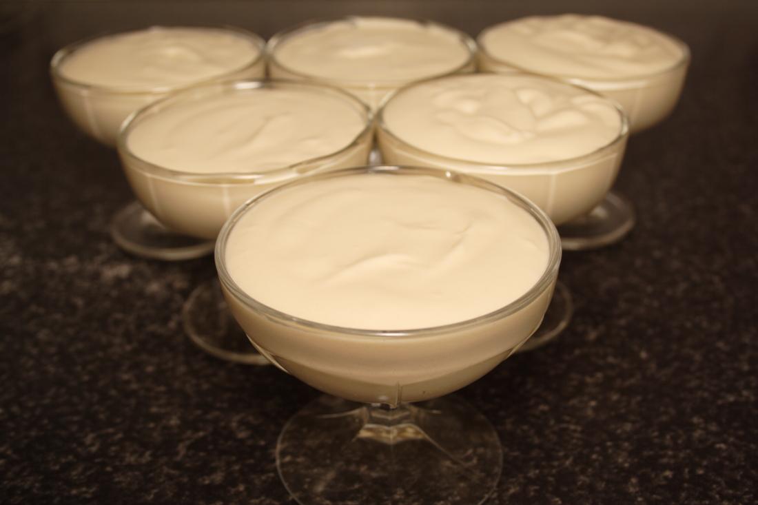 MOUSSE DE CHOCOLATE BLANCO 7