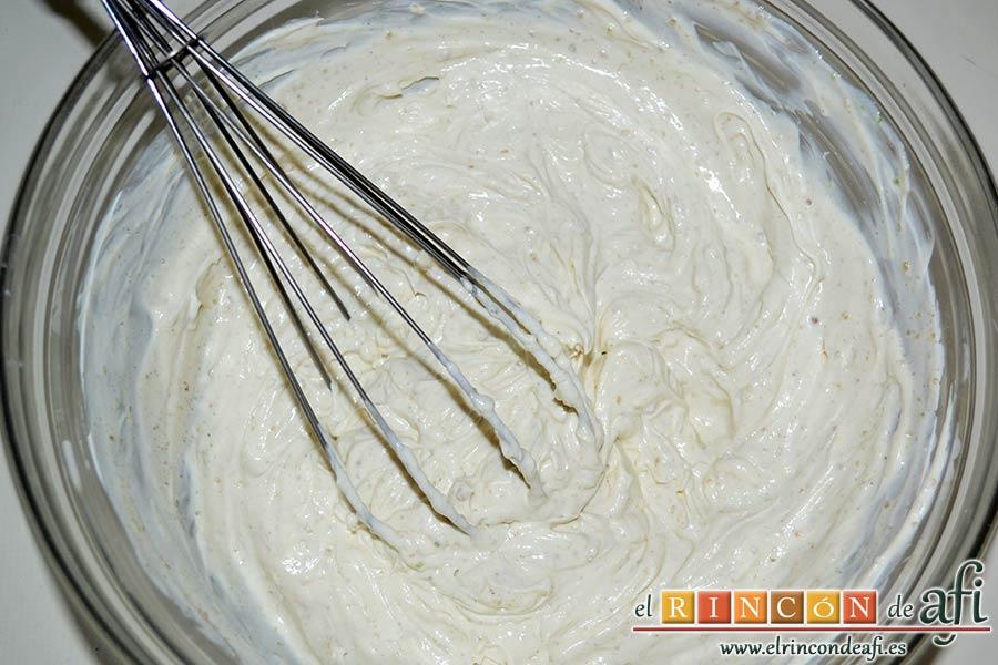 Crema de mango caramelizada, mezclar bien