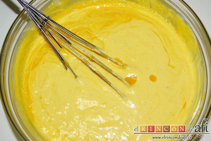 Crema de mango caramelizada, incorporar el puré de mangas al resto de ingredientes