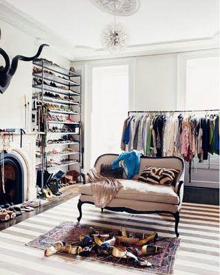 21 chic closets 16