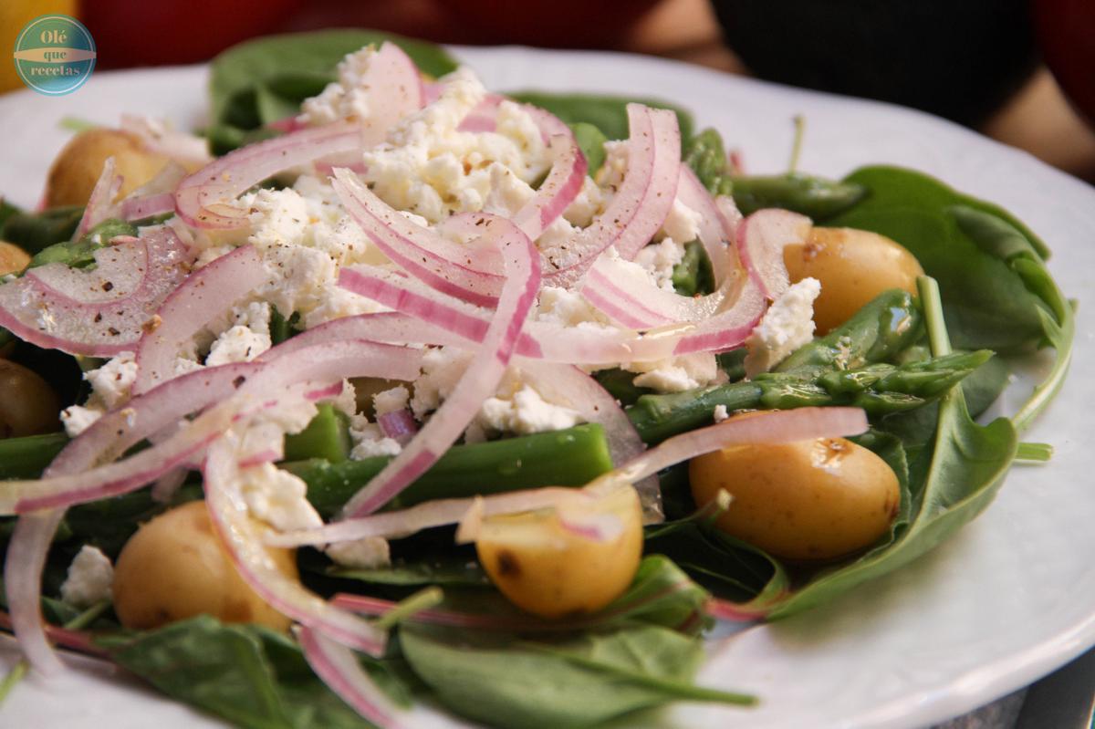 Ensalada con espárragos verdes