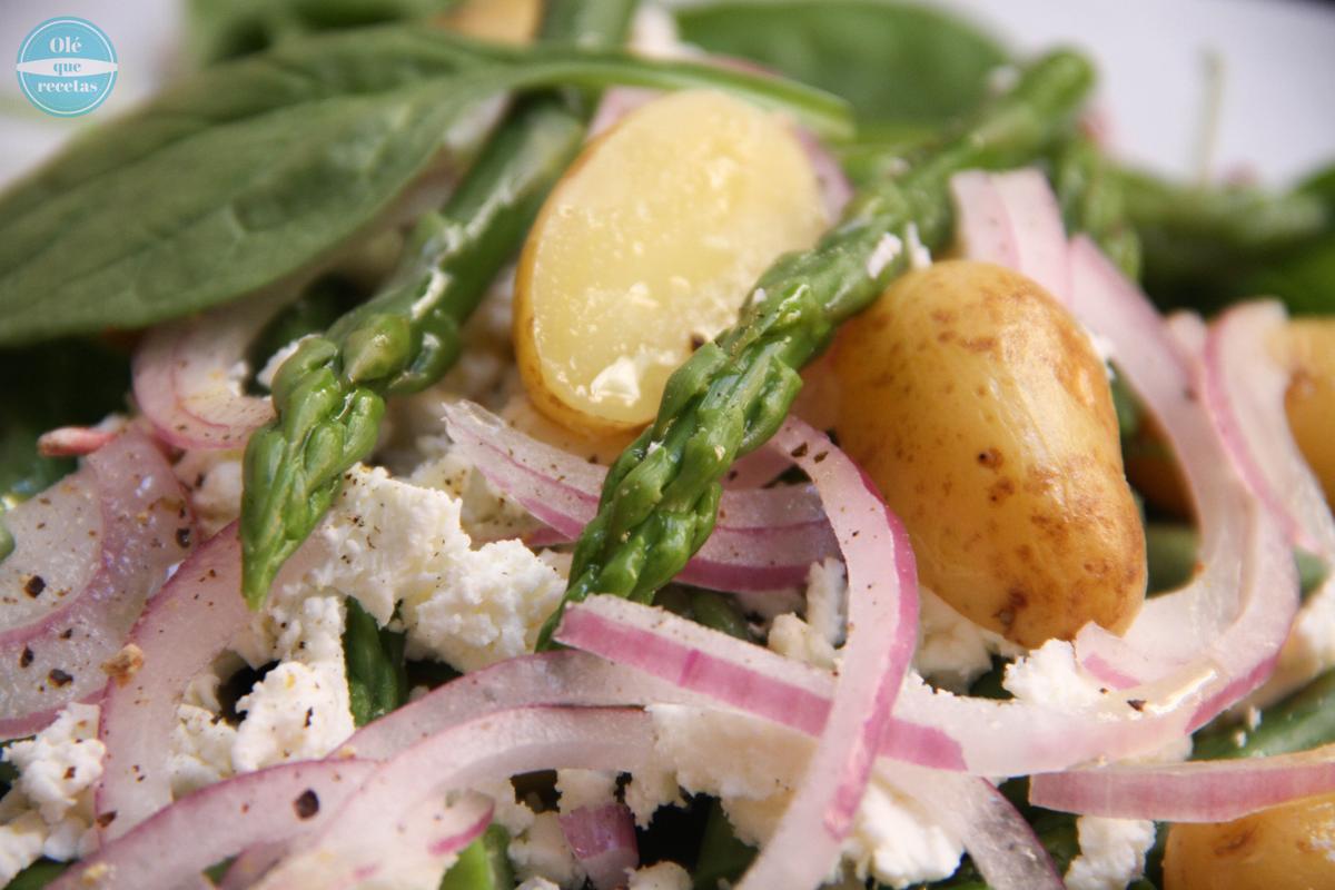 Ensalada con espárragos verdes