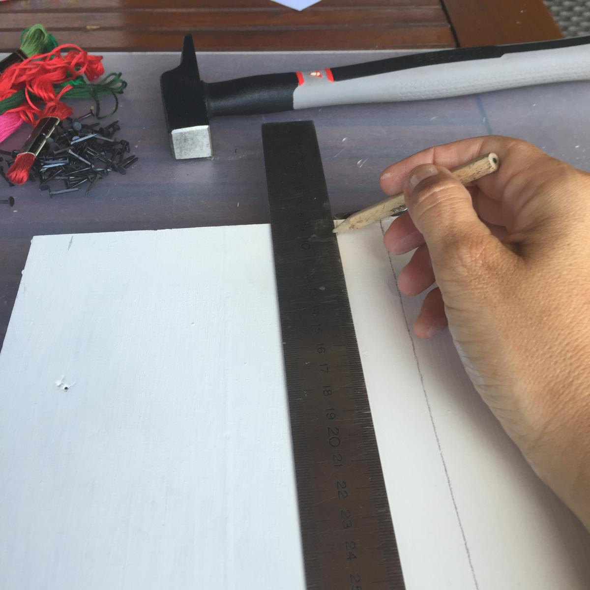 dibujamos las letras sobre la tabla