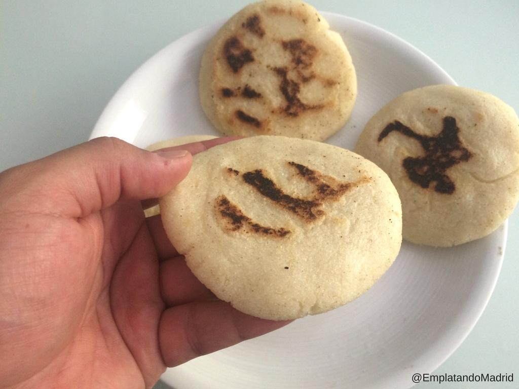 Ya tenemos las arepas tostaditas